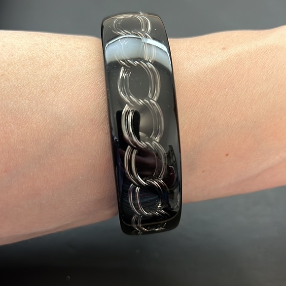 Vintage Plastic Bangle Bracelet, Clear with Embedded Chain, Black, Retro, Boho - Picture 2 of 8